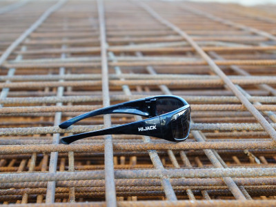 Hijack Safety Glasses - Black Frame Polarised Lens